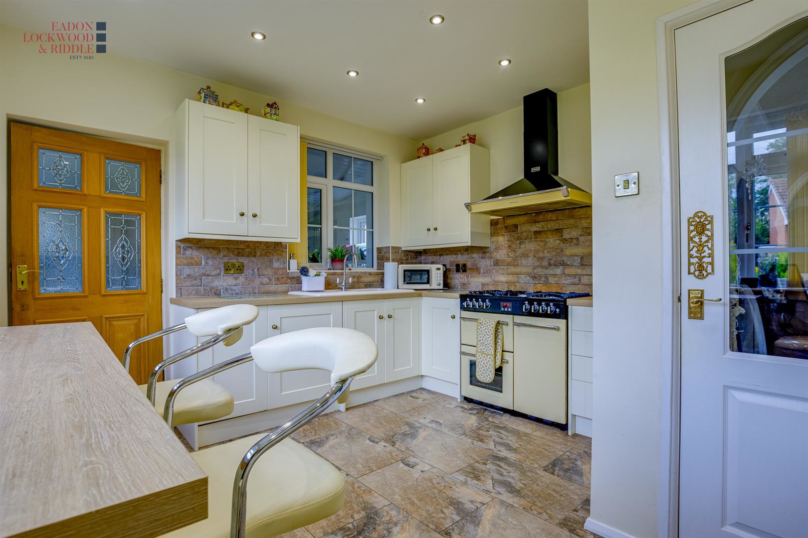 Sitwell Drive, Rotherham, photo 11