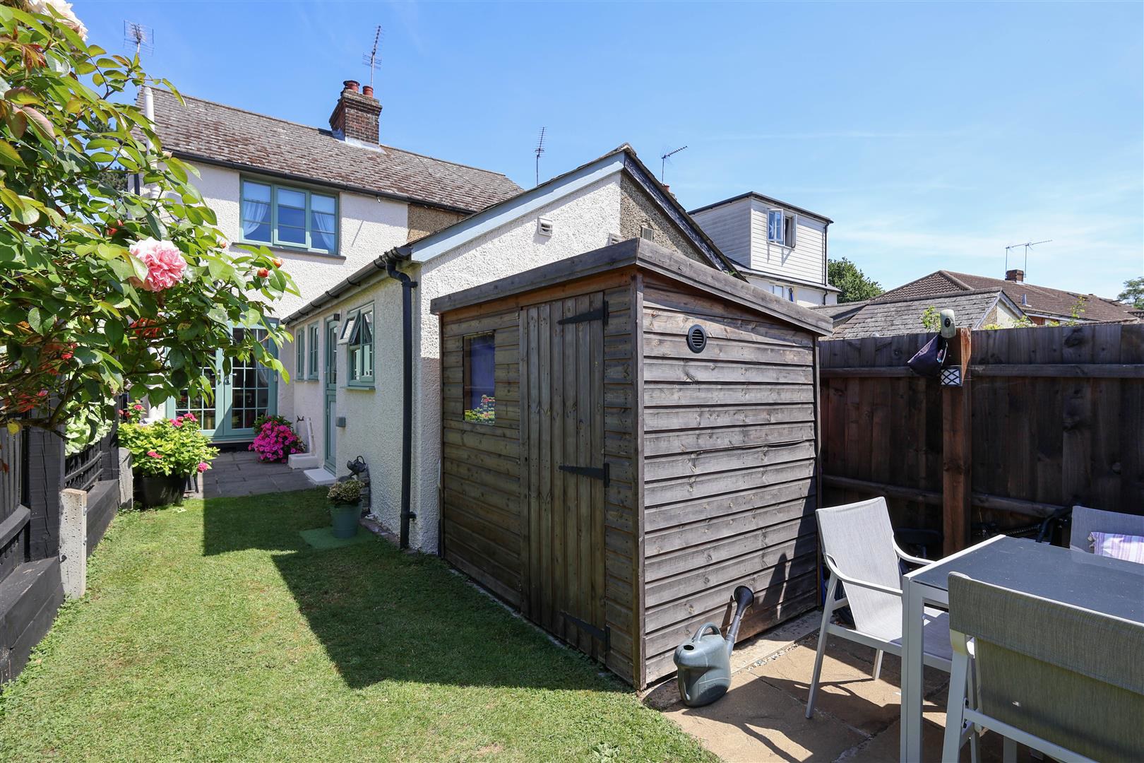 St. Johns Road, Stansted, photo 14