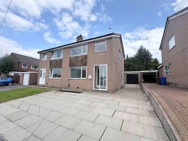 Warwick Drive