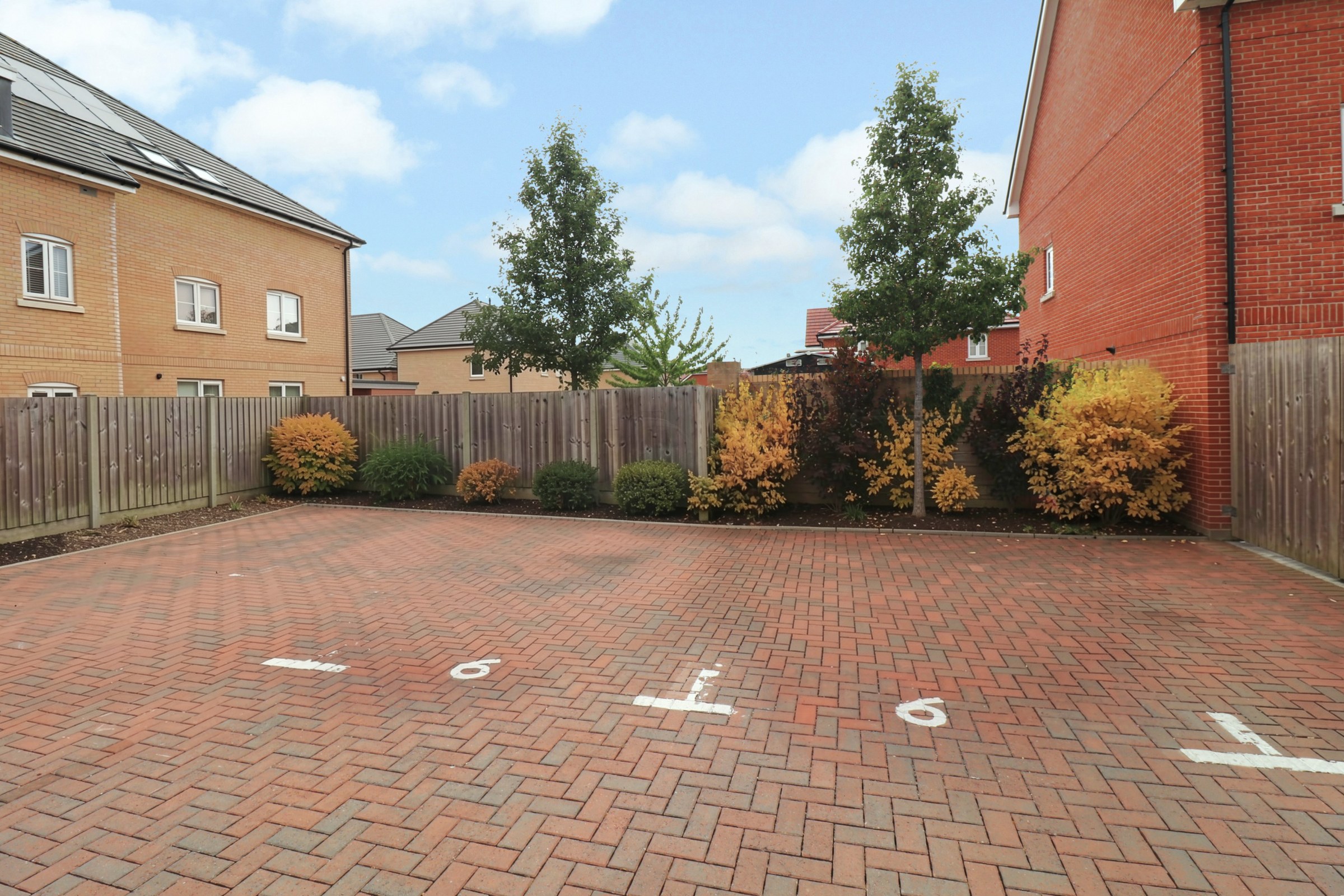Gauntlet Drive, Netley Abbey, SO31, photo 14