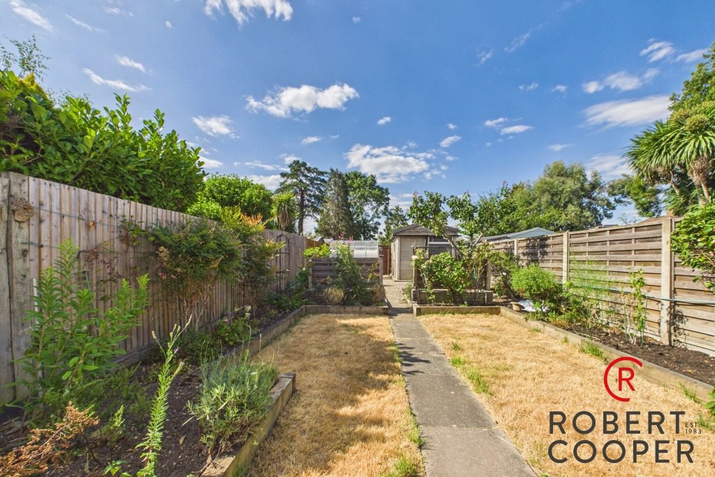 Wentworth Drive, Pinner, HA5, photo 12
