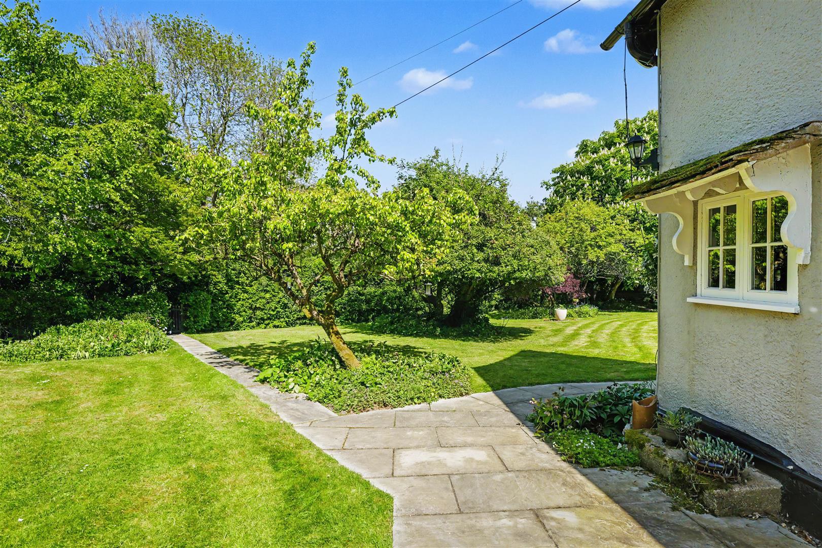 Tindon End, Great Sampford, Saffron Walden, photo 27