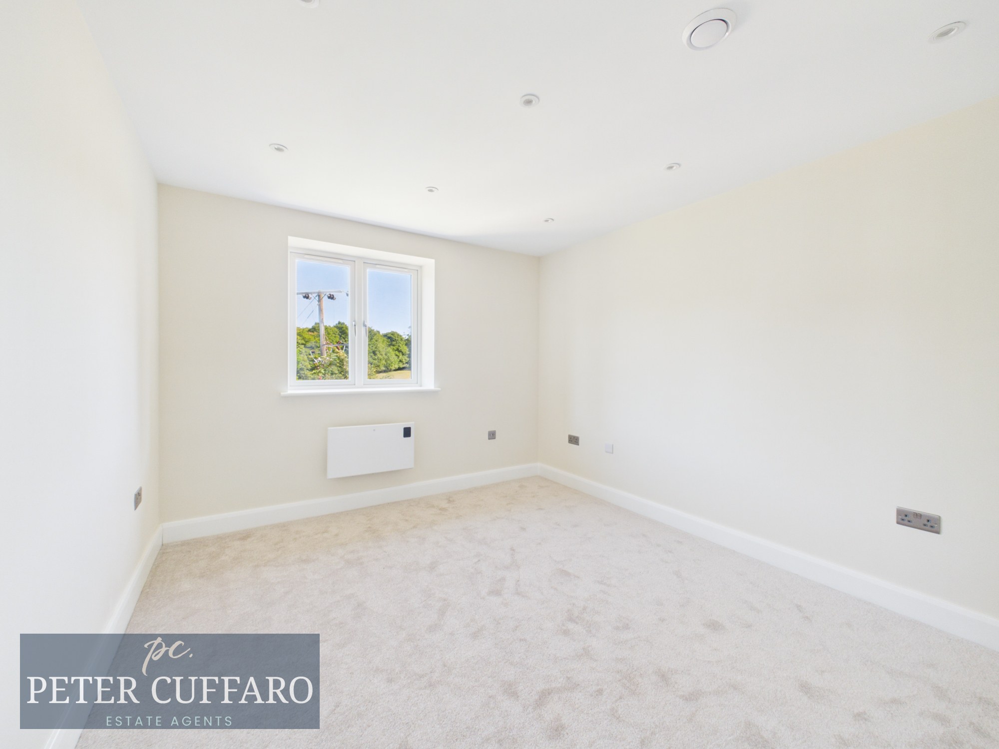 Dovedale, Ware, SG12, photo 11