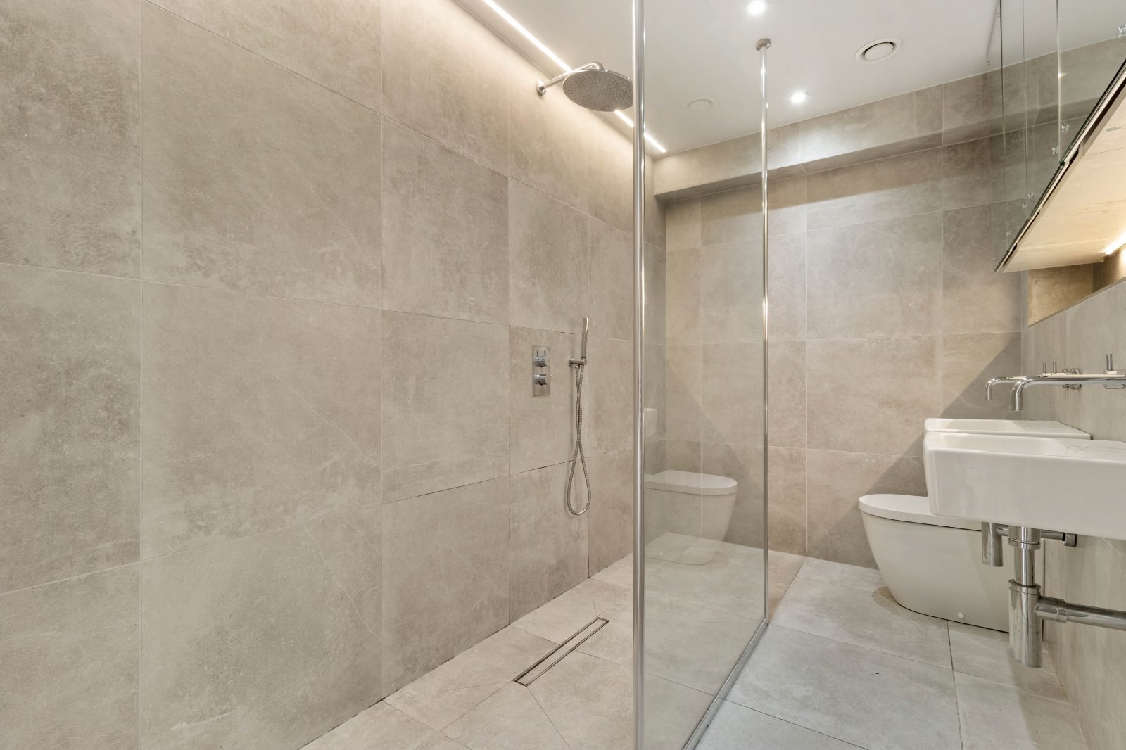 Cavendish Road, Bowdon, WA14, photo 8