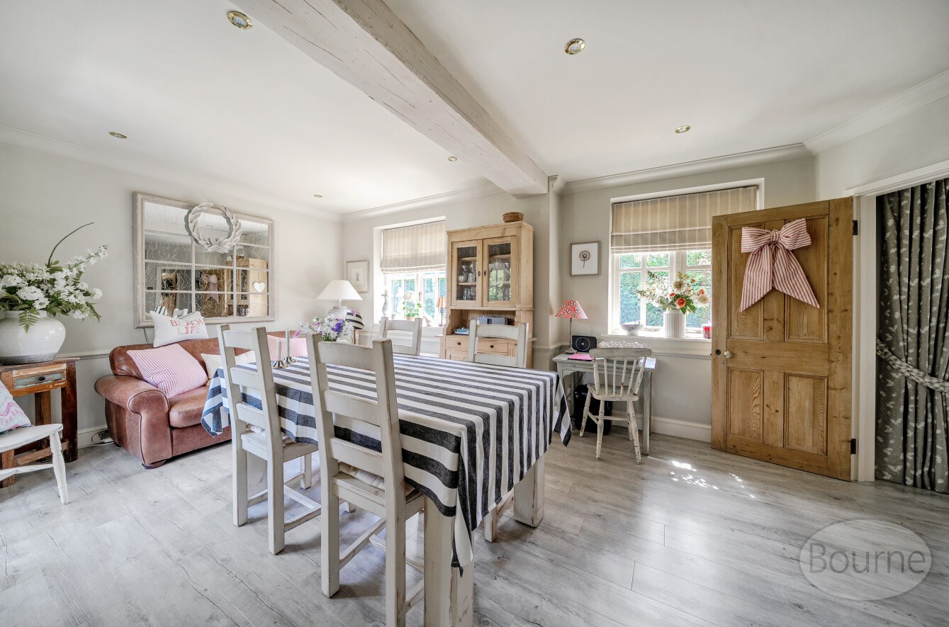 Boundstone Close, Wrecclesham, Farnham, Surrey, GU10, photo 7