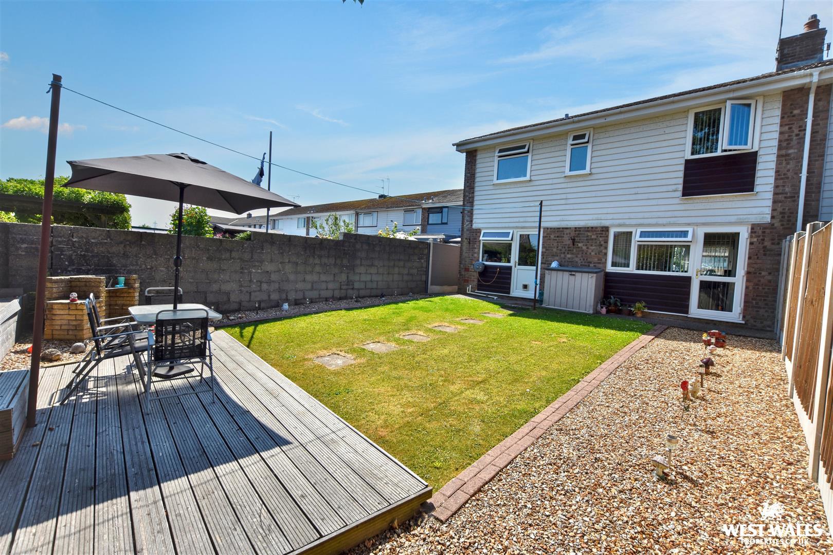 St. Michaels Road, Pembroke, photo 19