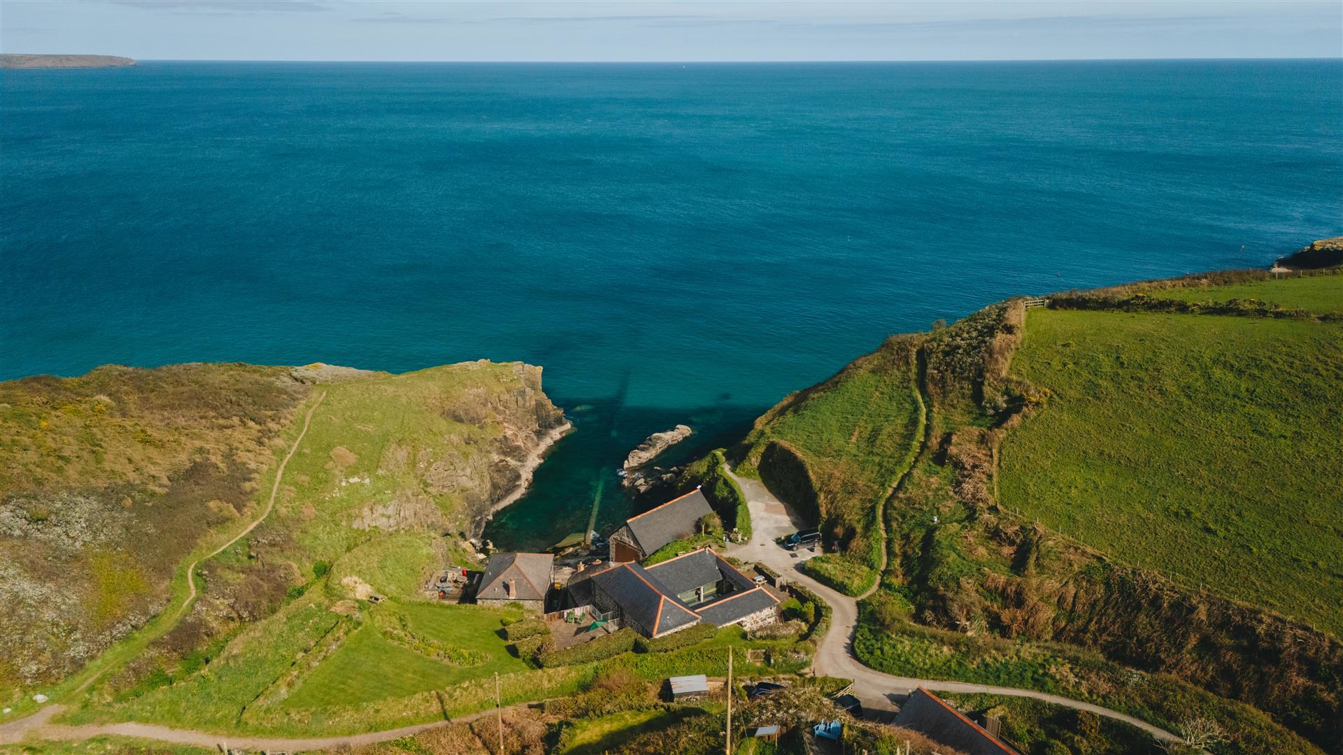 Church Cove | Lizard Peninsula, photo 3