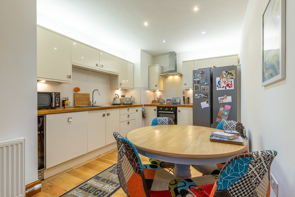 Flat 1b Kents Bank Apartments, 96 Kentsford Road, Grange over Sands, Cumbria, LA11 7BB, photo 6