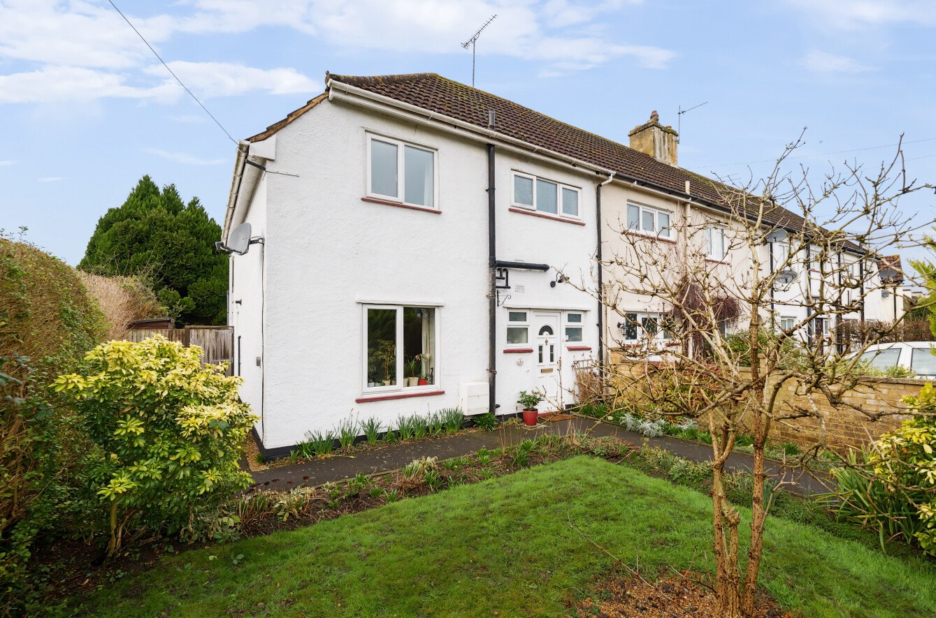Old Common Road, Cobham, Surrey, KT11