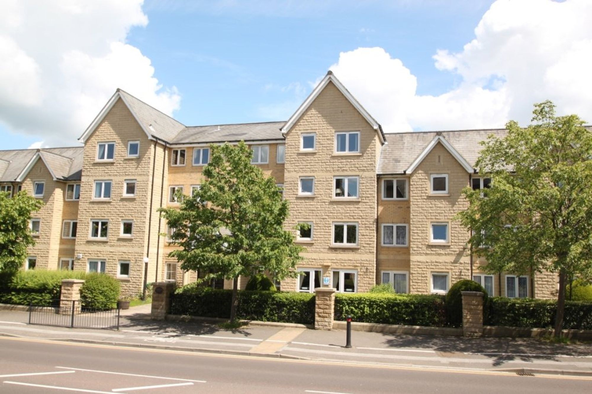 1 bed home for sale in Arthington Court East Parade, Harrogate
