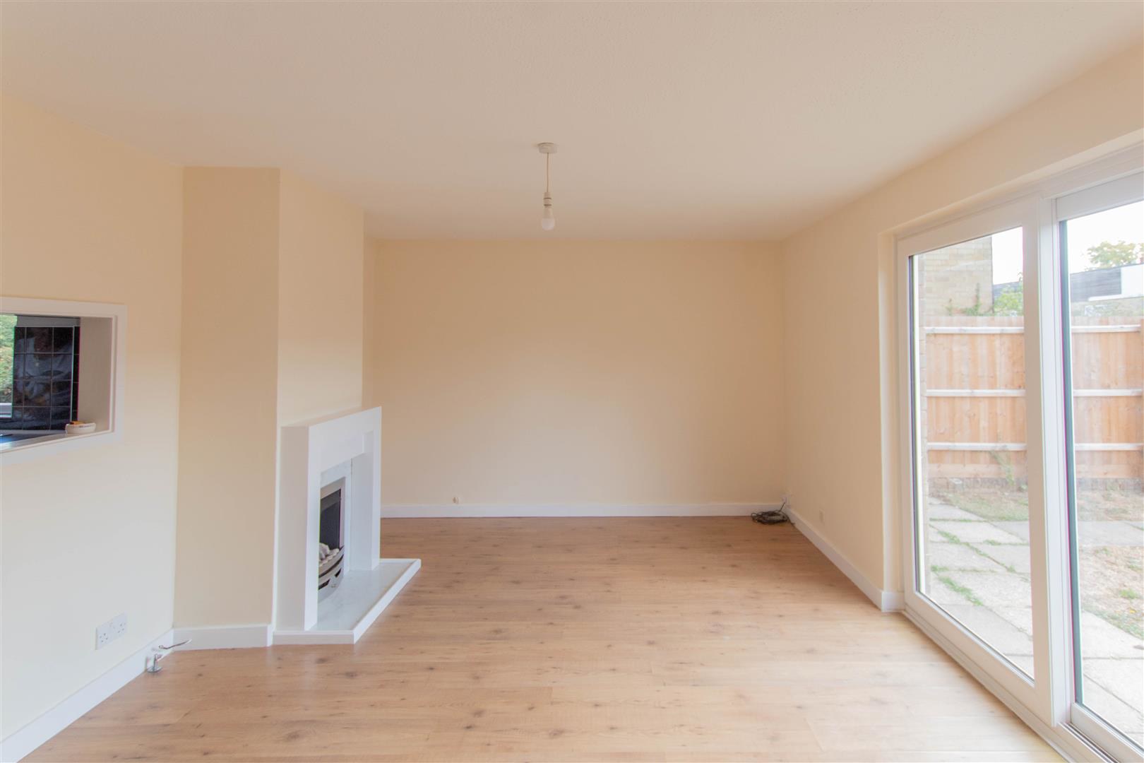 Stirling Drive, Haverhill, photo 3