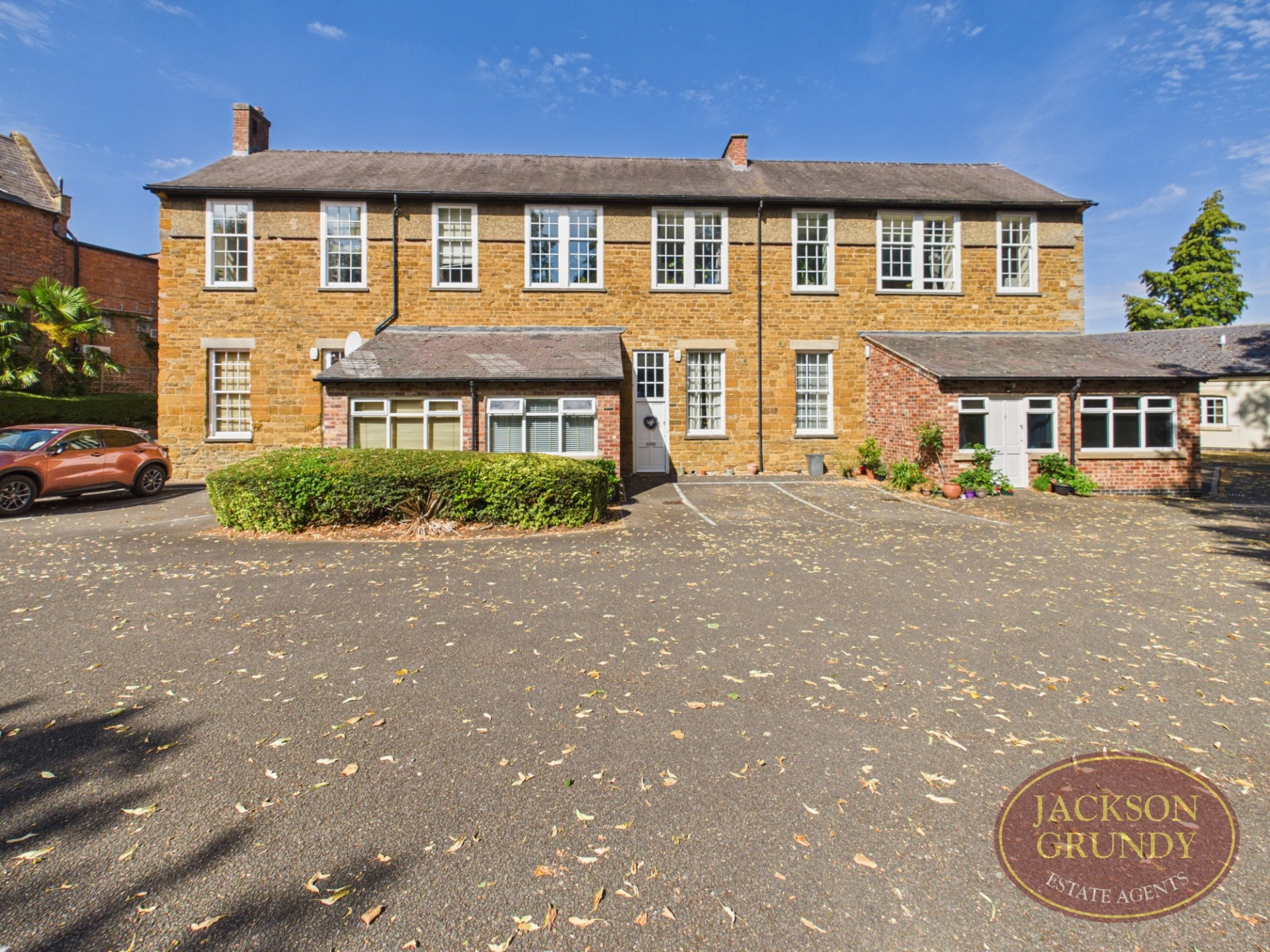 Thomas Webb Close, Daventry, NN11 4BP, photo 2