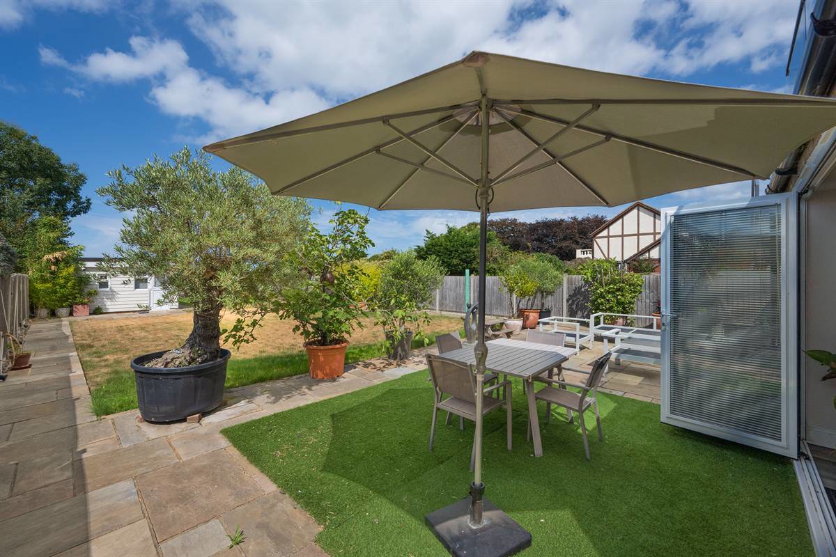 Ashbee Gardens, Herne Bay, photo 33