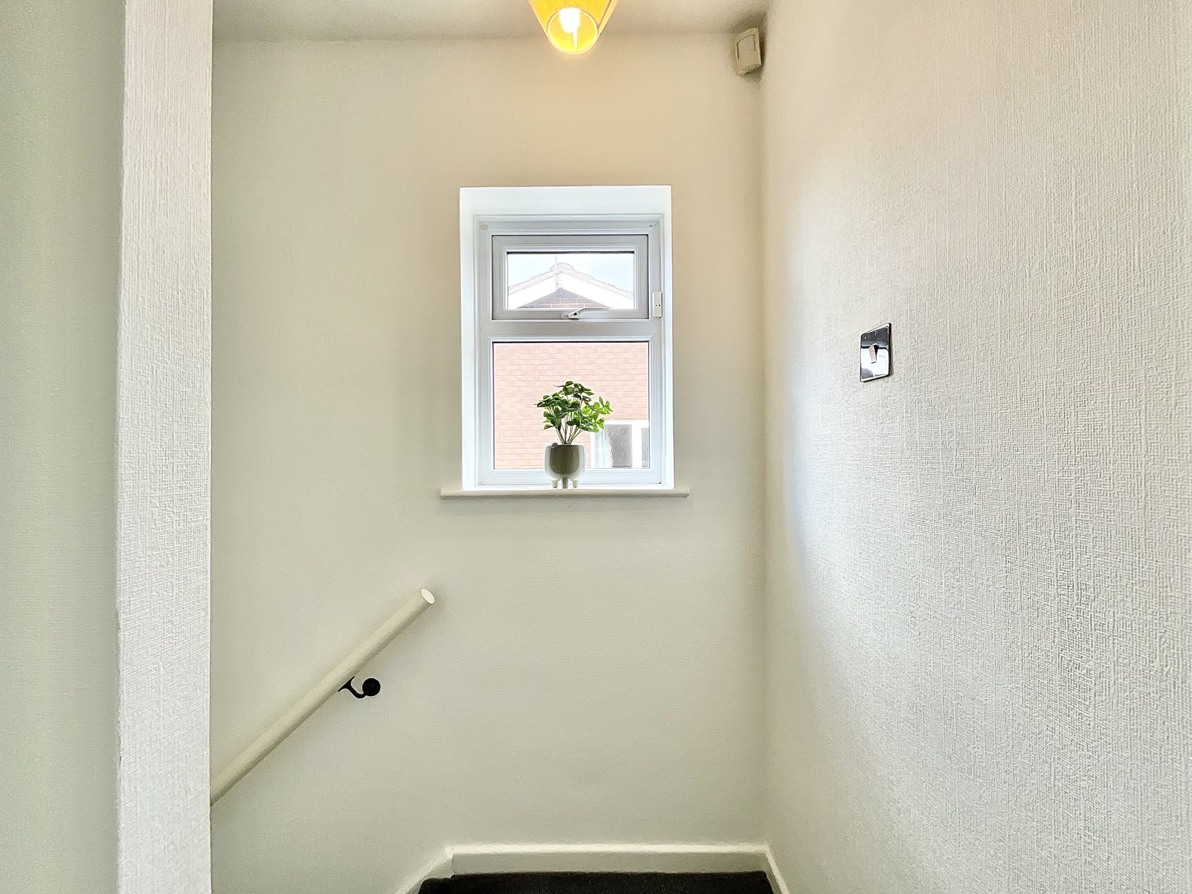 Worth Close, Stoke-On-Trent, ST3, photo 13