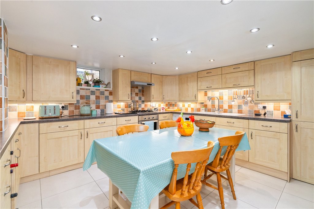 Orchard Street, Otley, West Yorkshire, LS21, photo 2