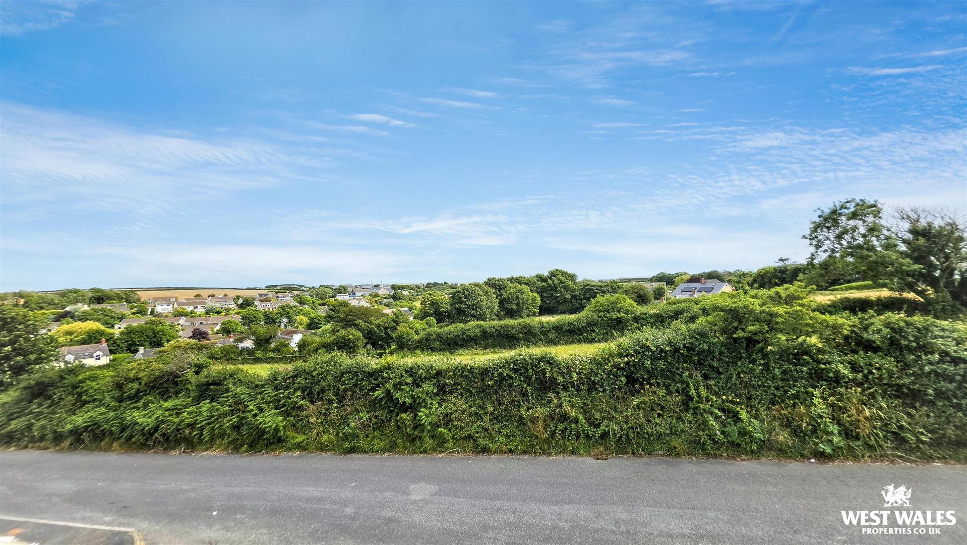 Burgage Green Close, St. Ishmaels, Haverfordwest, photo 16