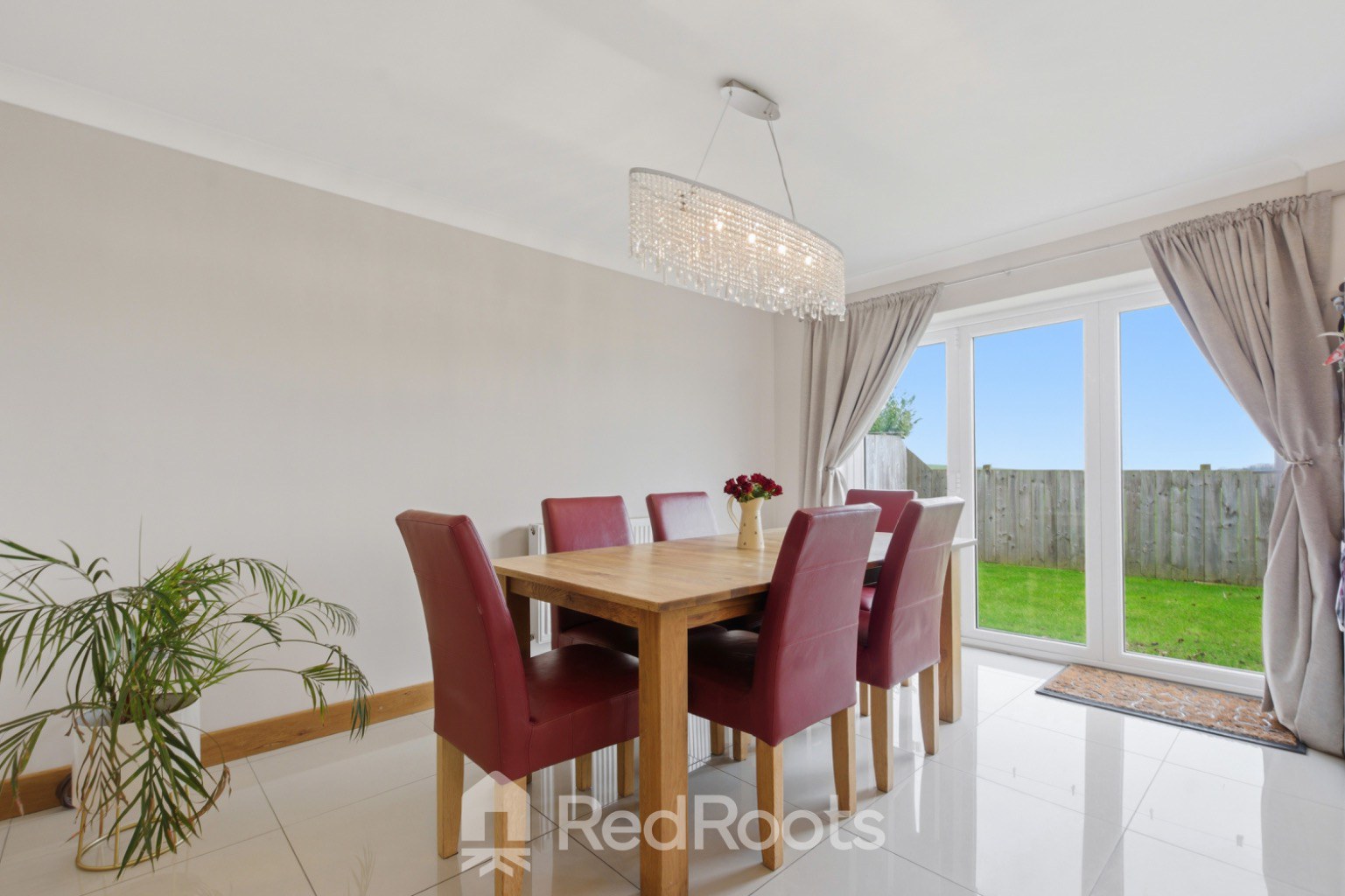 Peters Close, Upton, Pontefract, West Yorkshire, WF9, photo 6