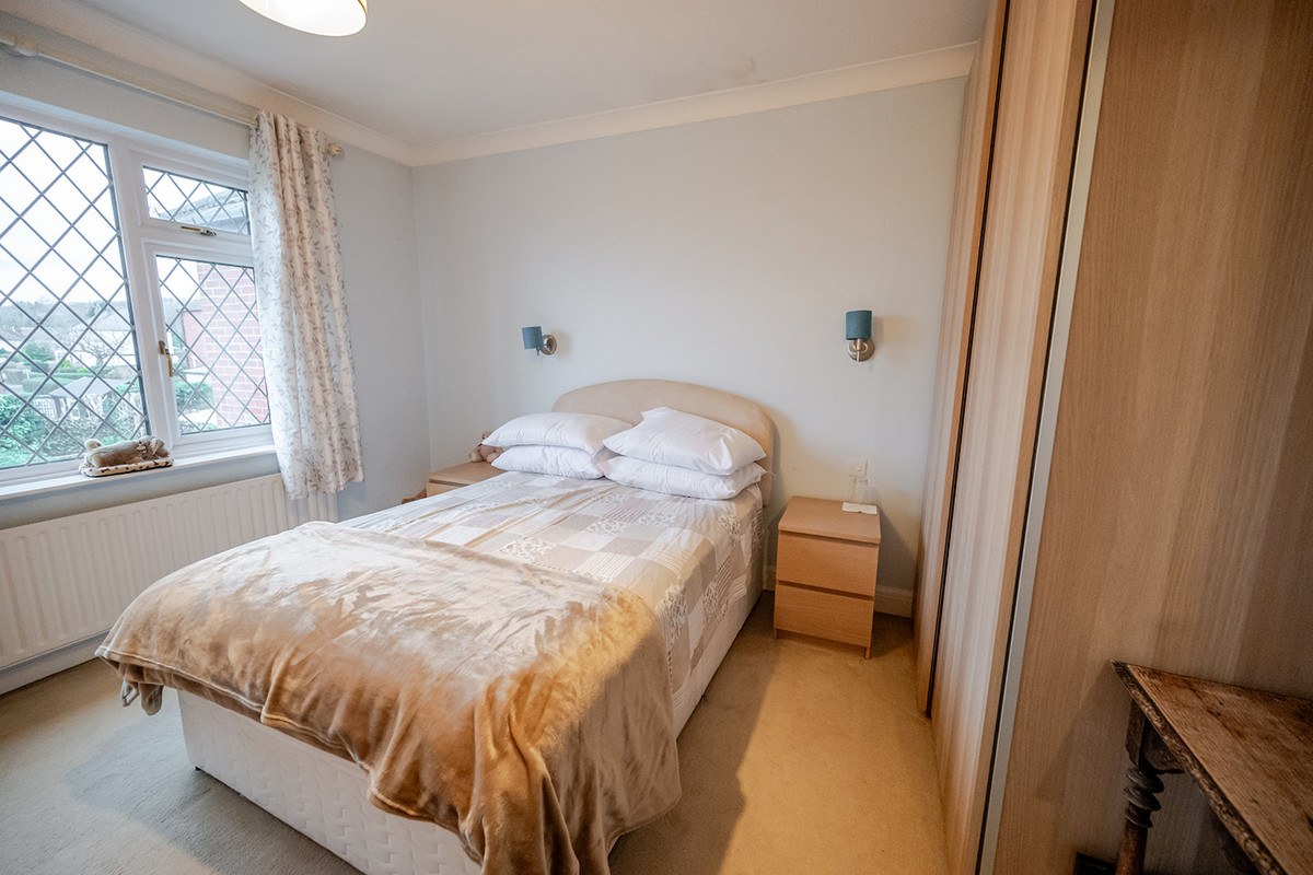 Spen Lane, Leeds, LS16, photo 32