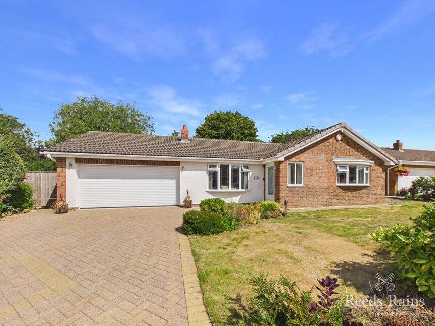 Mortain Close
