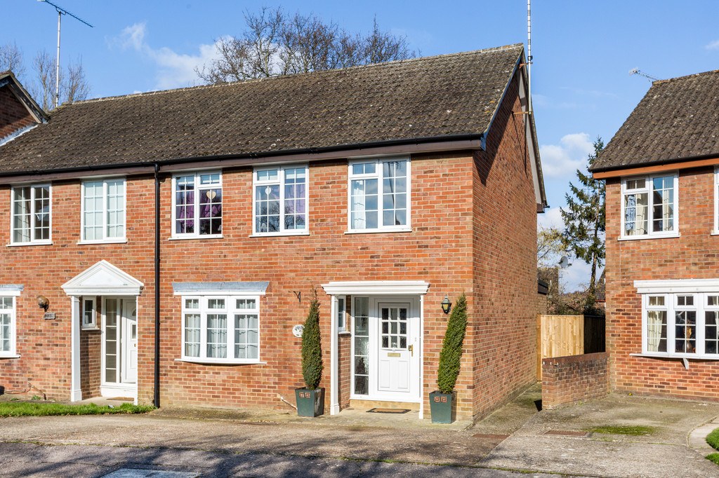 Benchfield Close