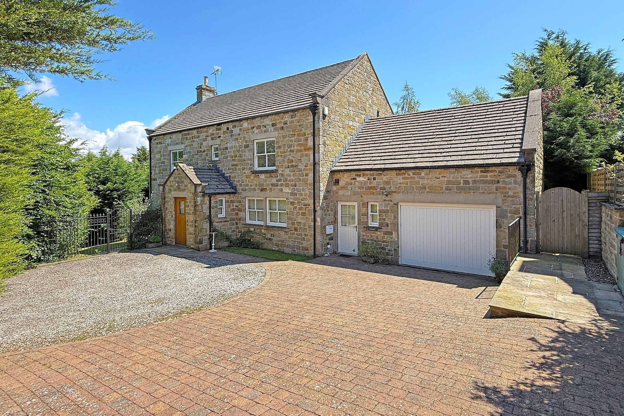 6 bed home for sale in Darley, Harrogate