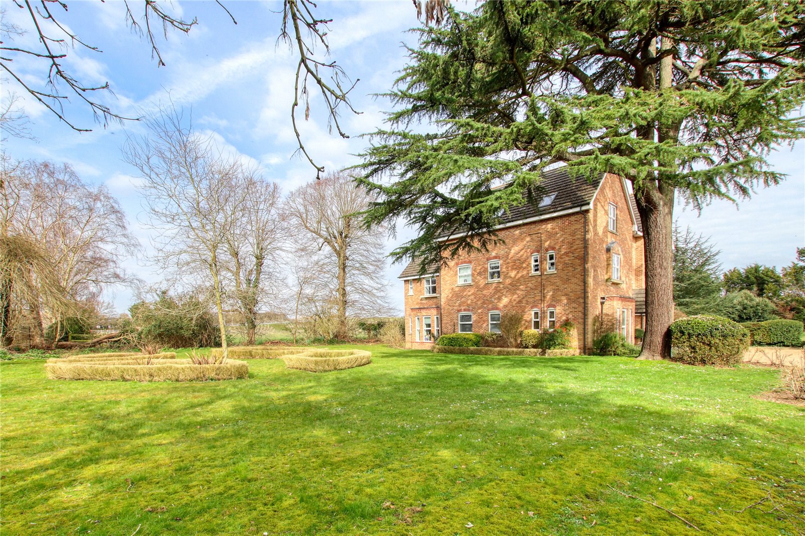 Ascot Road, Holyport, Maidenhead, SL6, photo 12