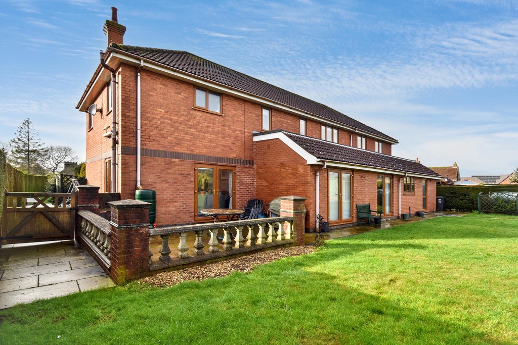 5 Glebe Close, Donington-on-Bain, LN11 9TS, photo 35