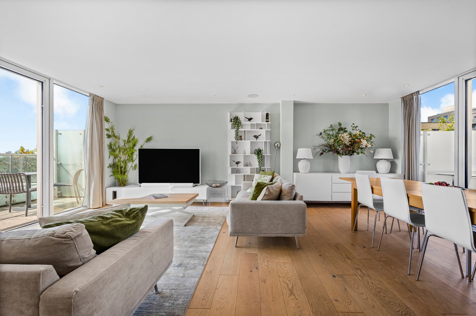 Devan Grove, London, N4, photo 20