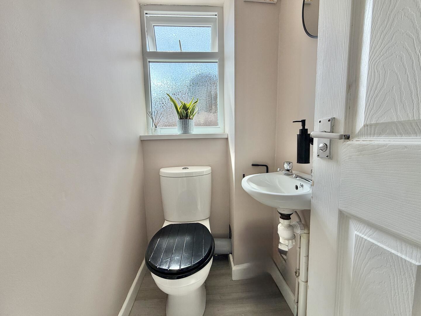 Bedruthan Avenue, Truro, photo 7