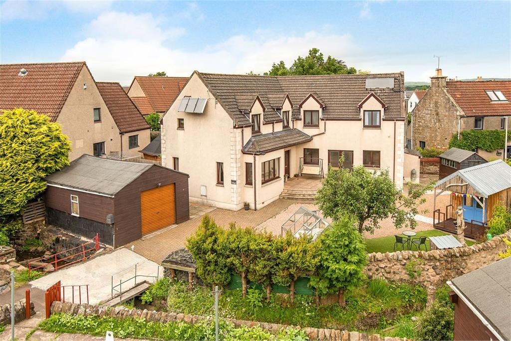 detached house for sale in Freuchie