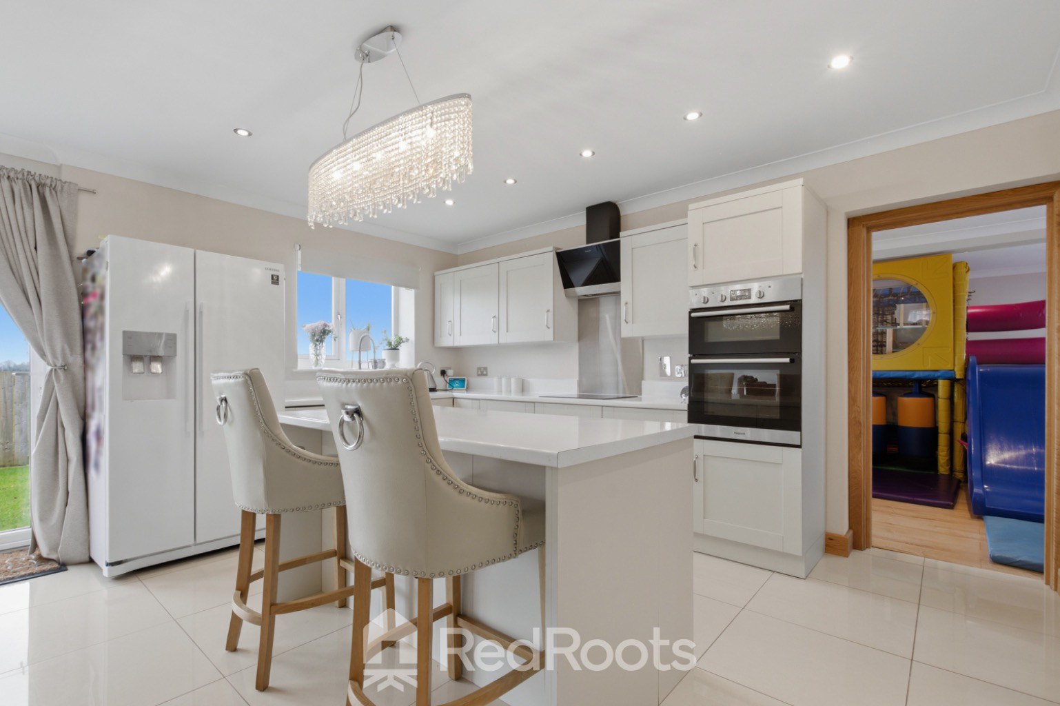 Peters Close, Upton, Pontefract, West Yorkshire, WF9, photo 4