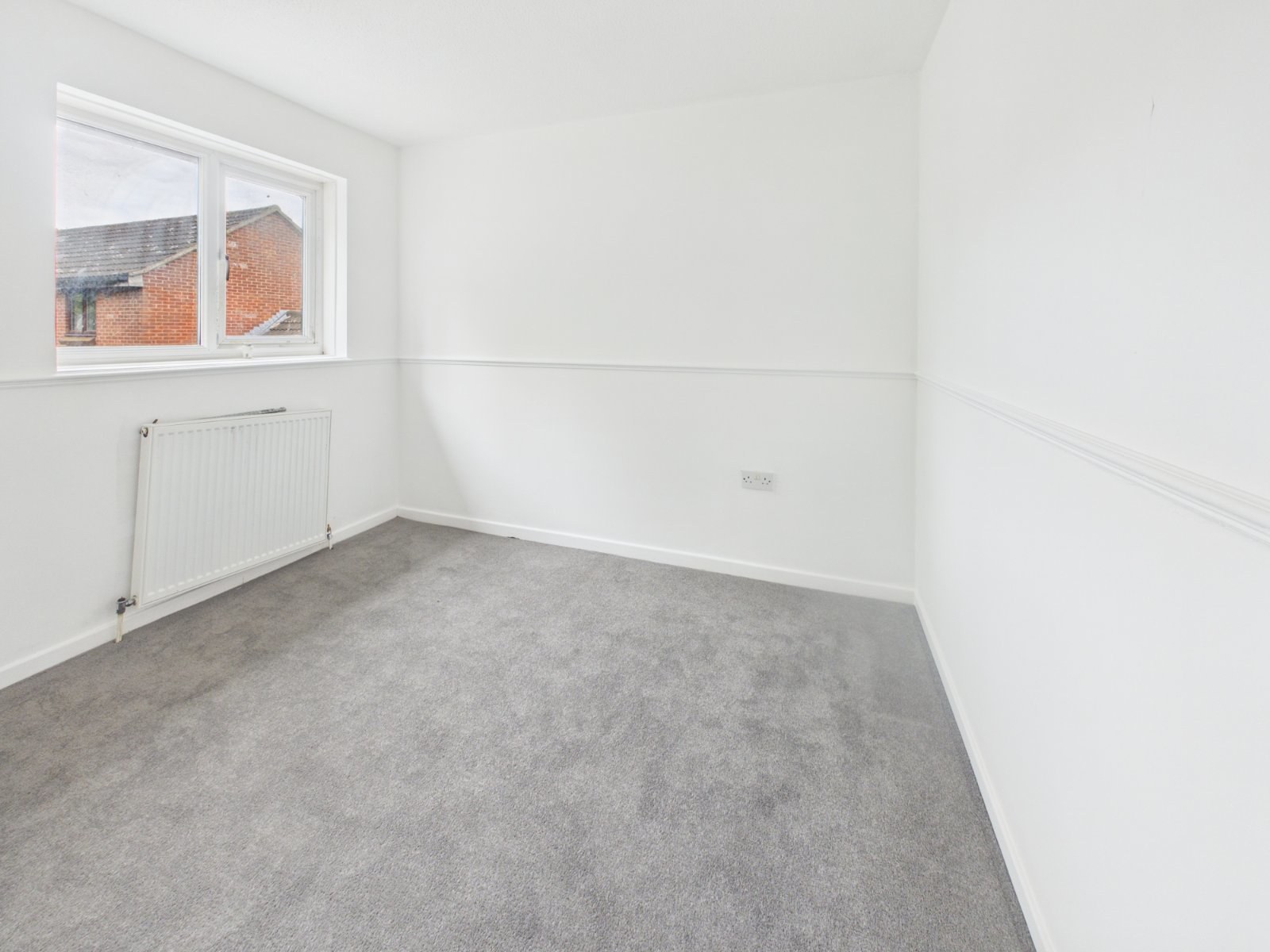 Vicarage Way, Colnbrook, Berkshire, SL3, photo 7