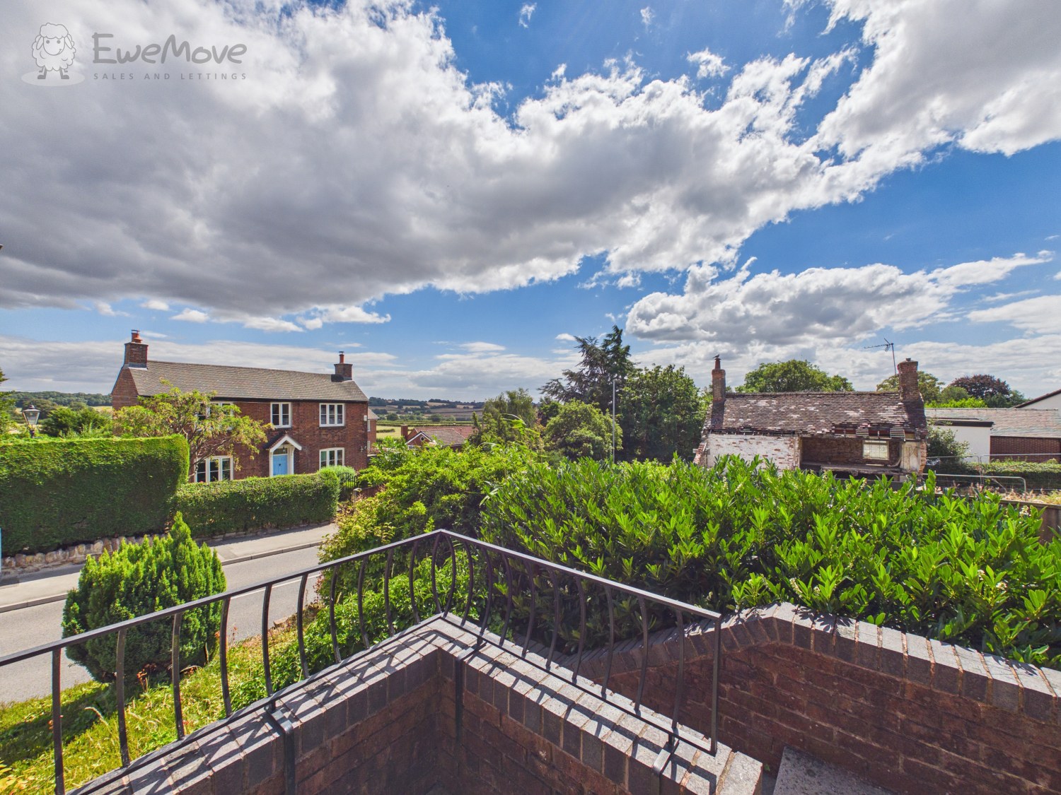Moorgreen, Newthorpe, Nottingham, Nottinghamshire, NG16, photo 2