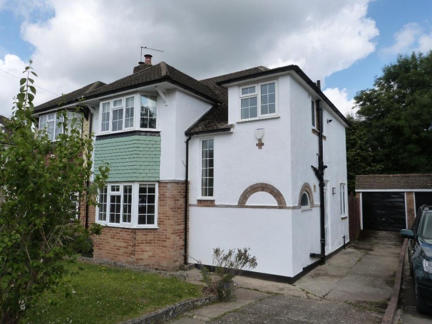Kingswood Avenue