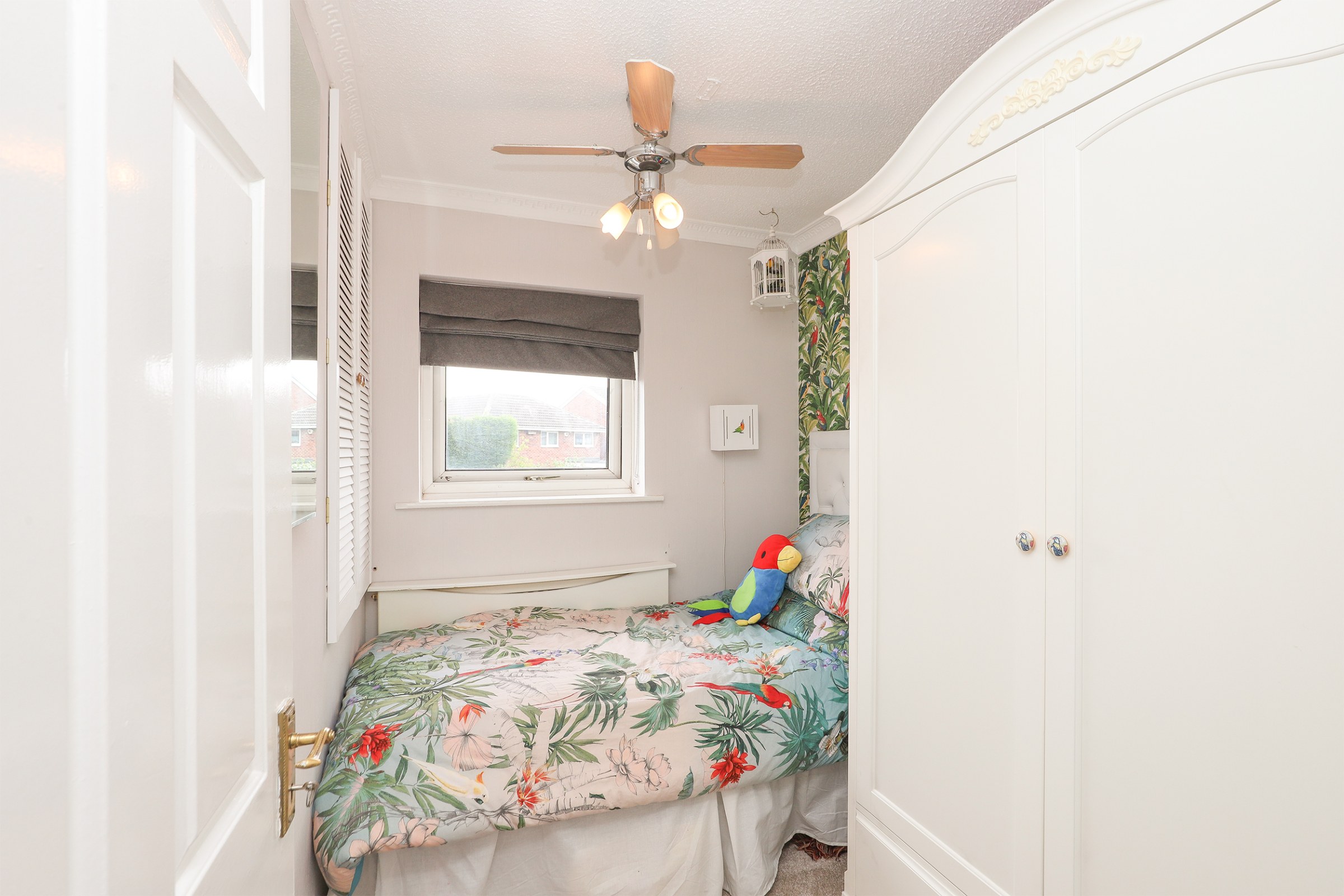 Farm Fields Close, Waterthorpe, S20, photo 11