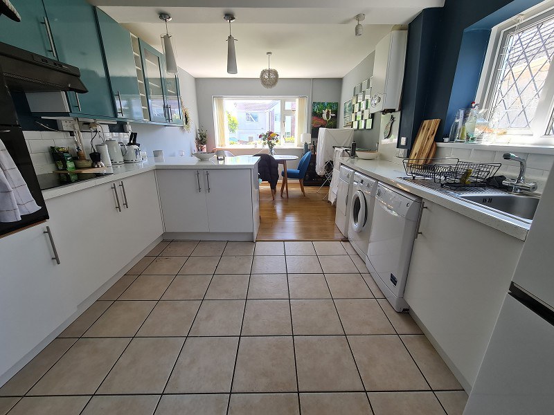 Broadmead Crescent, Bishopston, Swansea, City And County of Swansea., photo 11