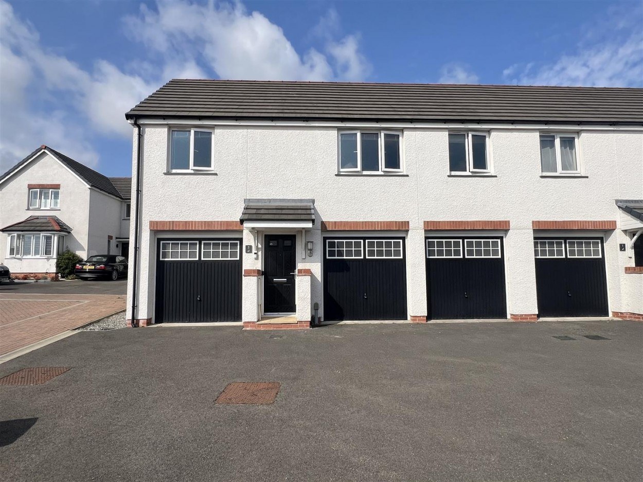 Coachhouse for Sale