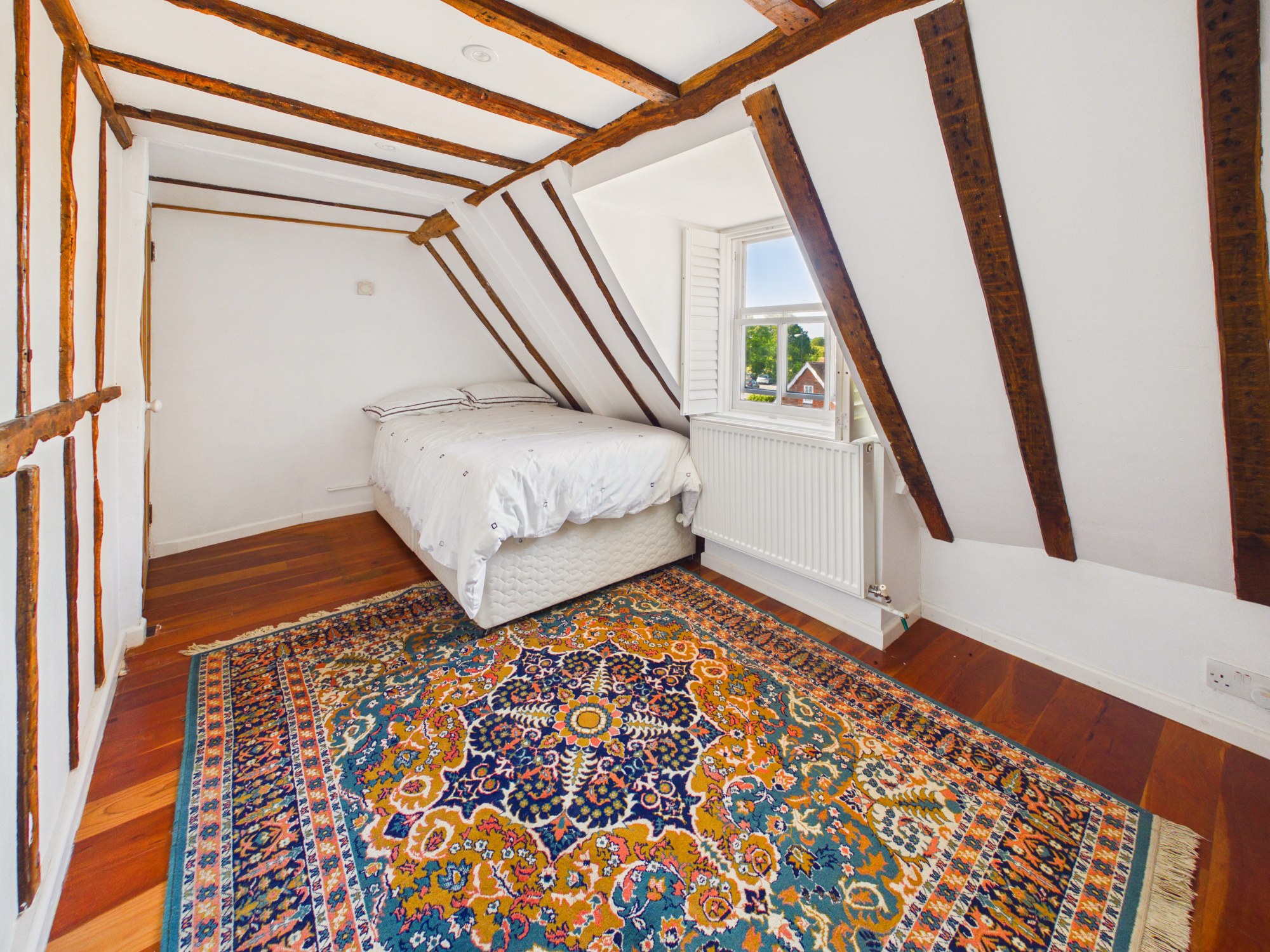 Beautiful, character, top floor flat in the centre of Ticehurst, photo 7