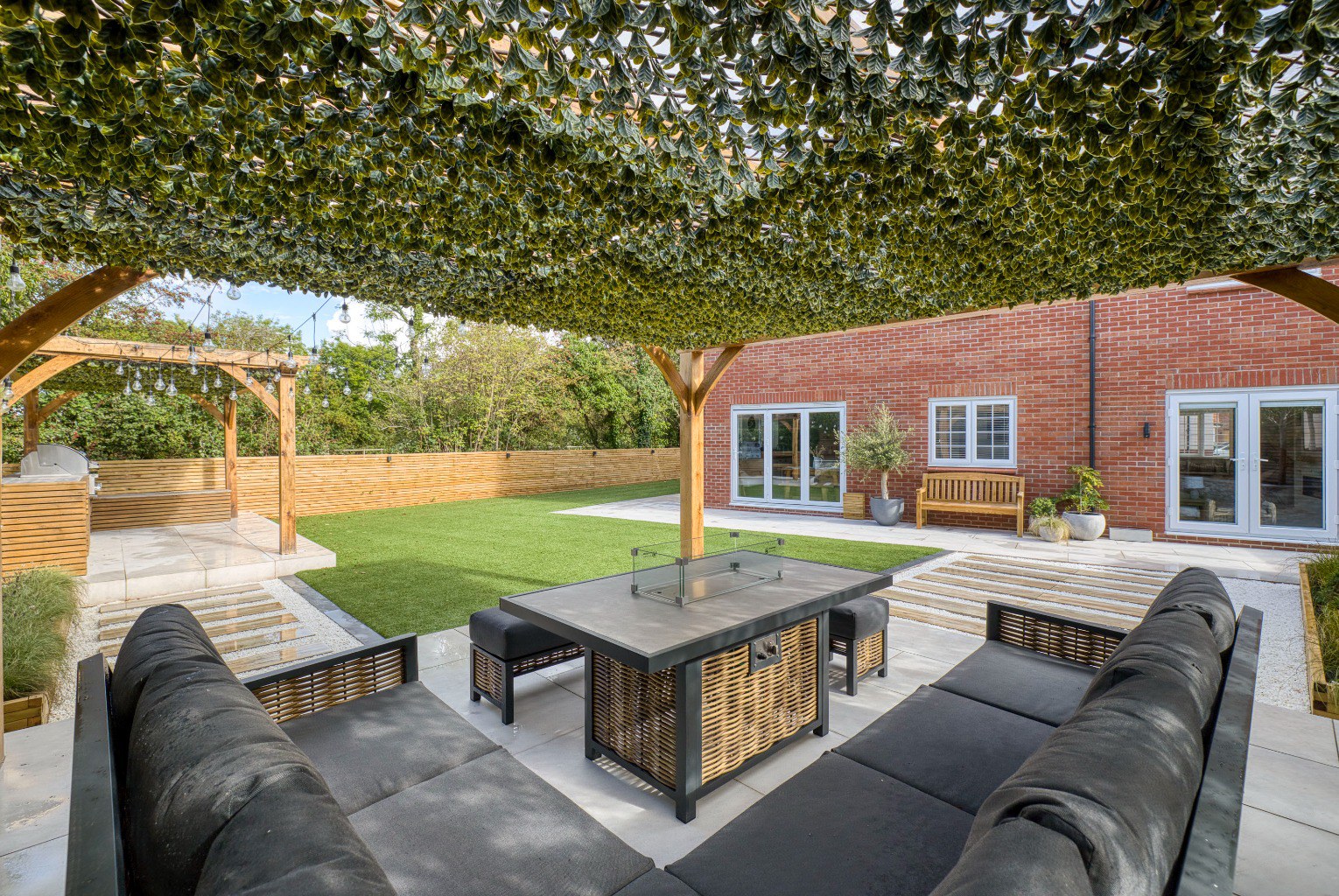 Exclusive enclave, Brent Knoll, photo 41