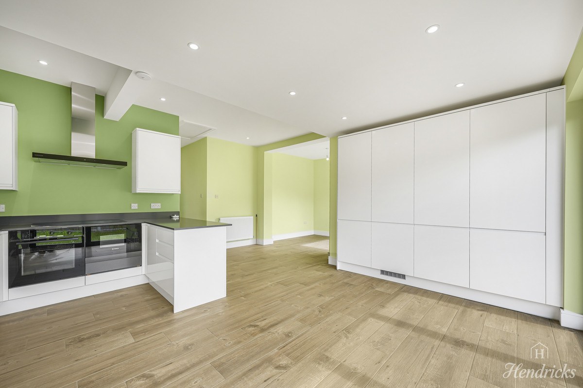 Acacia Drive, Southend-on-sea, SS1 3, photo 6