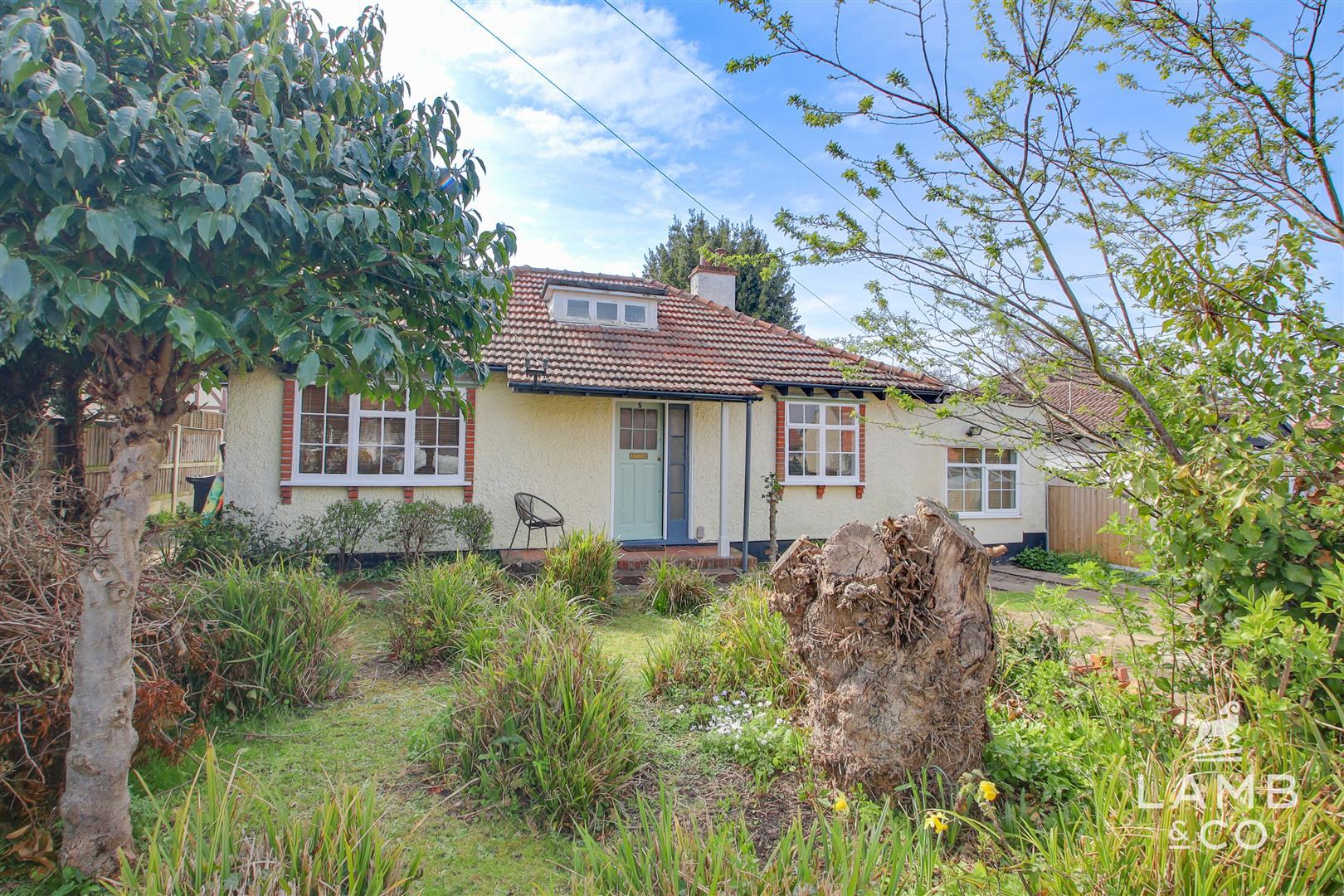 Sladburys Lane, Holland-On-Sea, photo 13