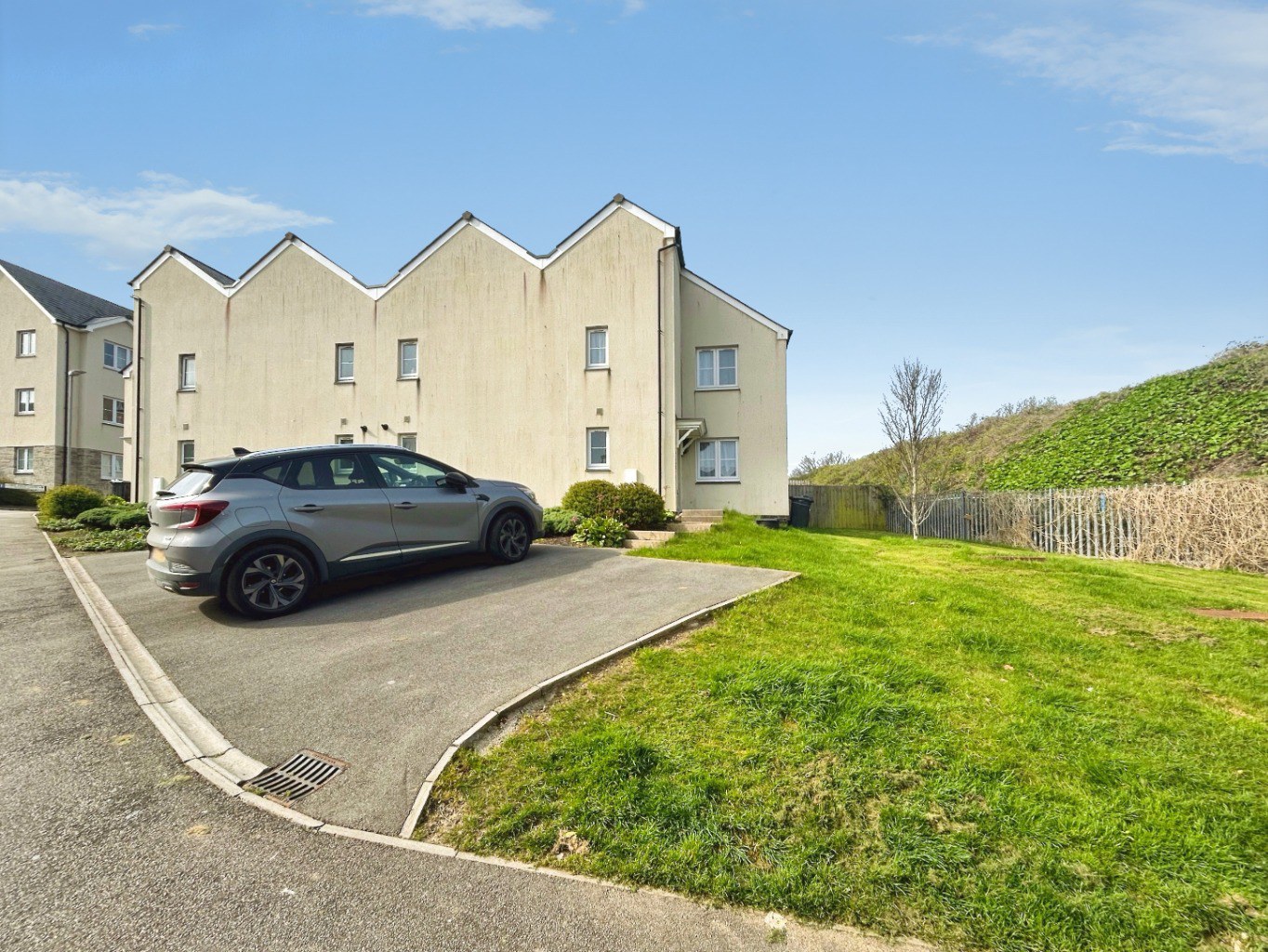 Hayle, Two bed home with no onward chain, photo 13