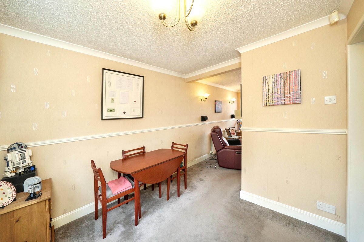 Granville Drive, Kingswinford, DY6, photo 15