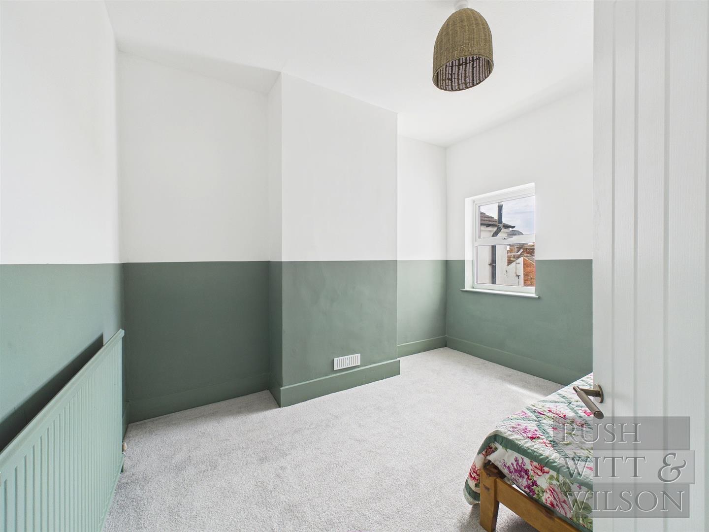 Cumberland Road, Bexhill-On-Sea, photo 11