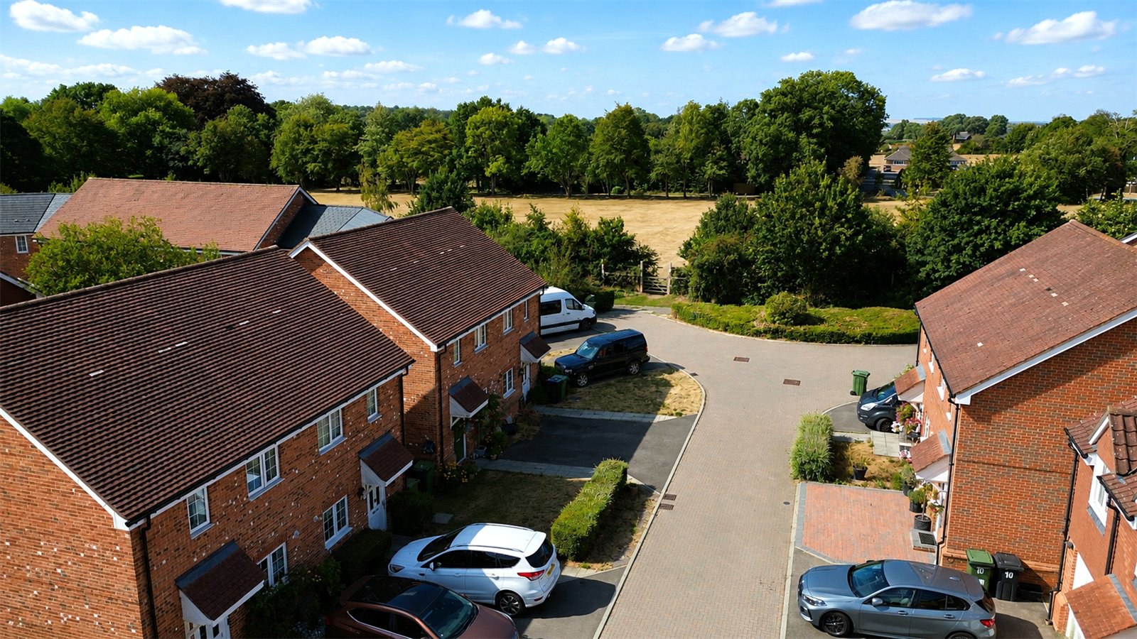 Beech Grove, Four Marks, Alton, Hampshire, GU34, photo 3