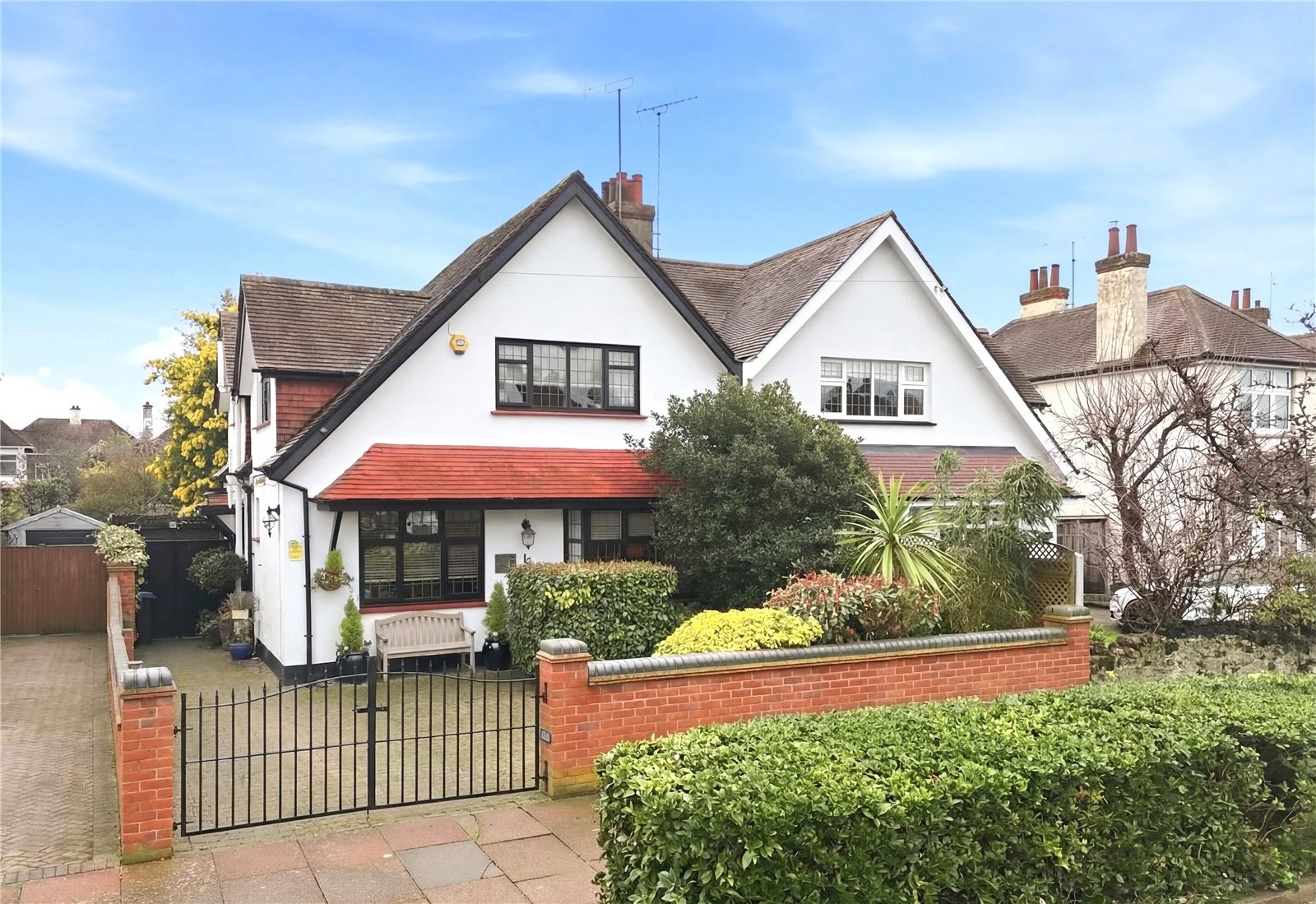 St. Augustines Avenue