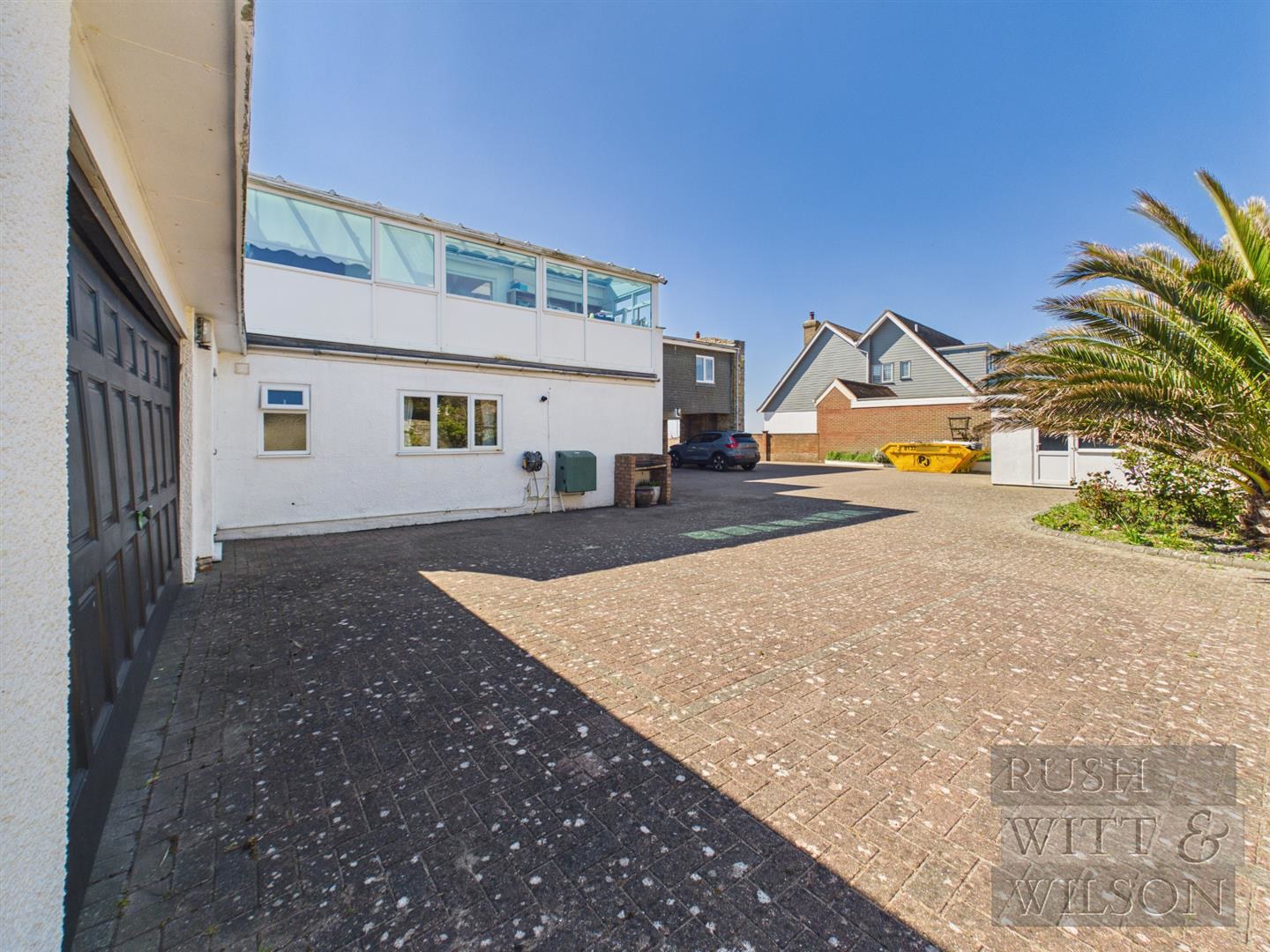 Beaulieu Road, Bexhill-On-Sea, photo 32