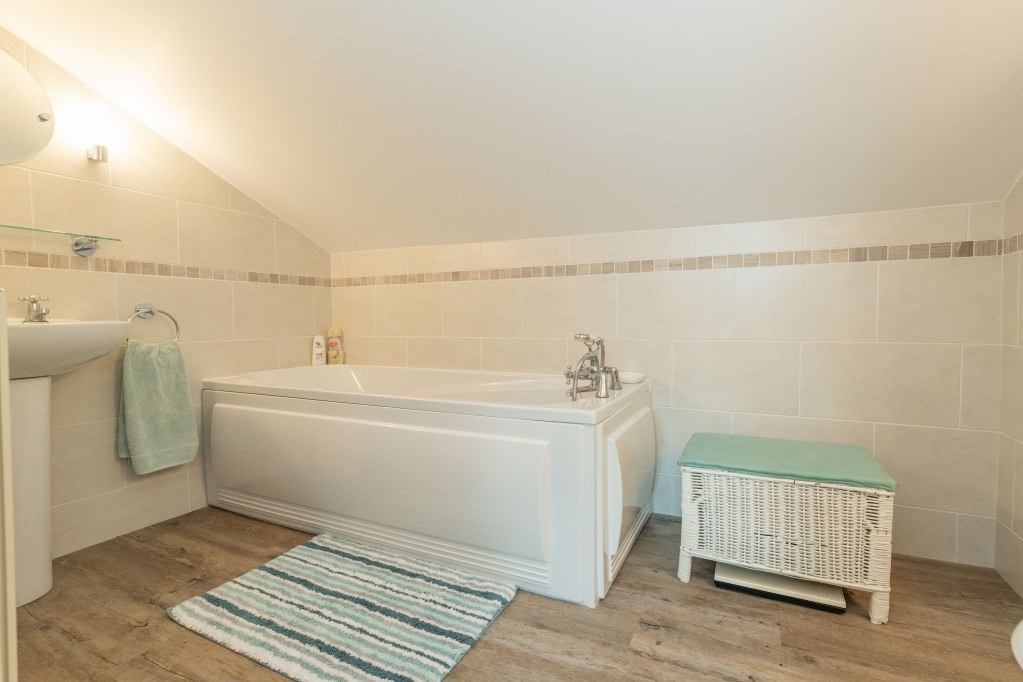 Low Demesne, Ingleton, Carnforth, LA6, photo 17