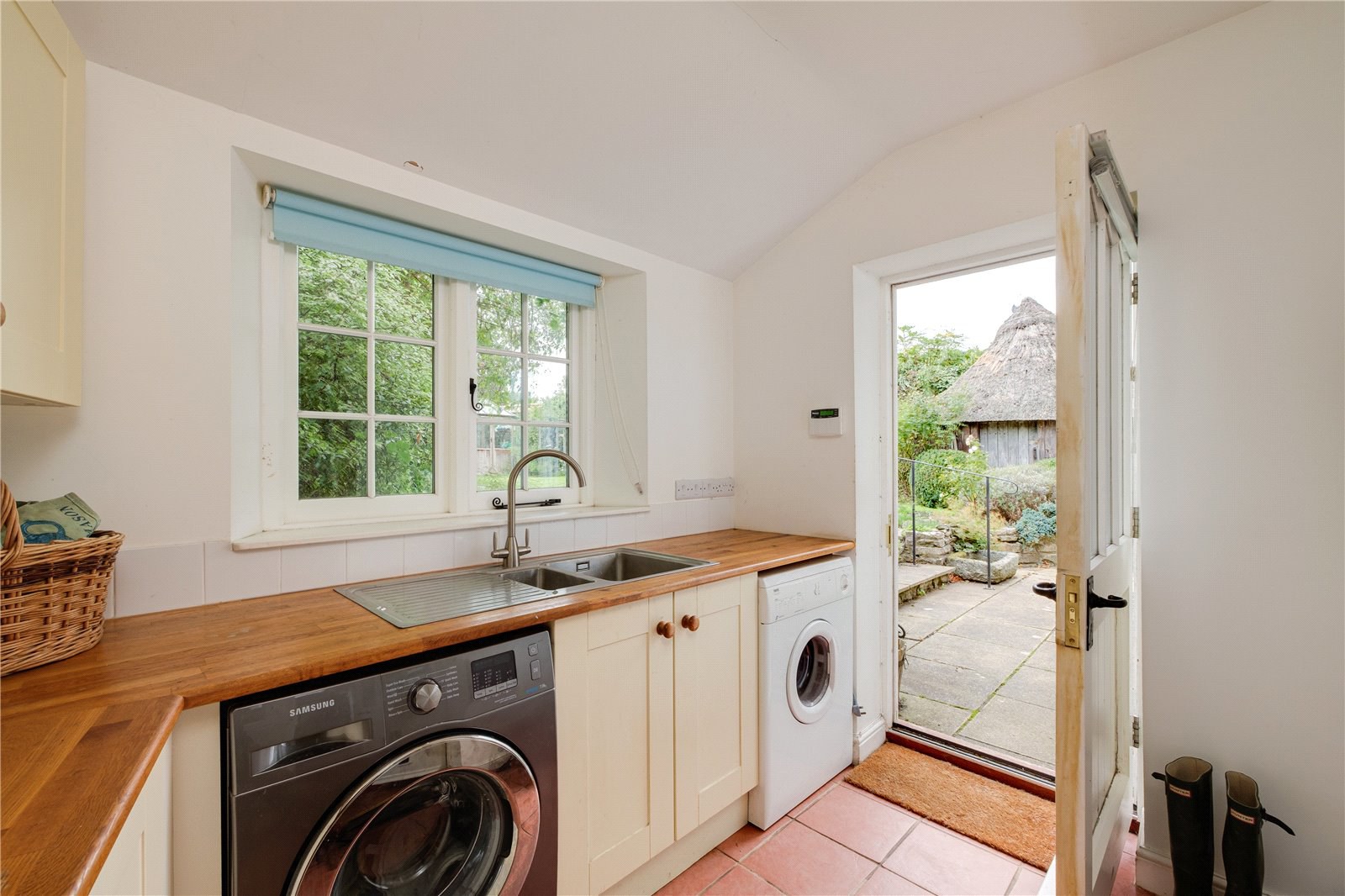 High Street, Queen Camel, Somerset, BA22, photo 7