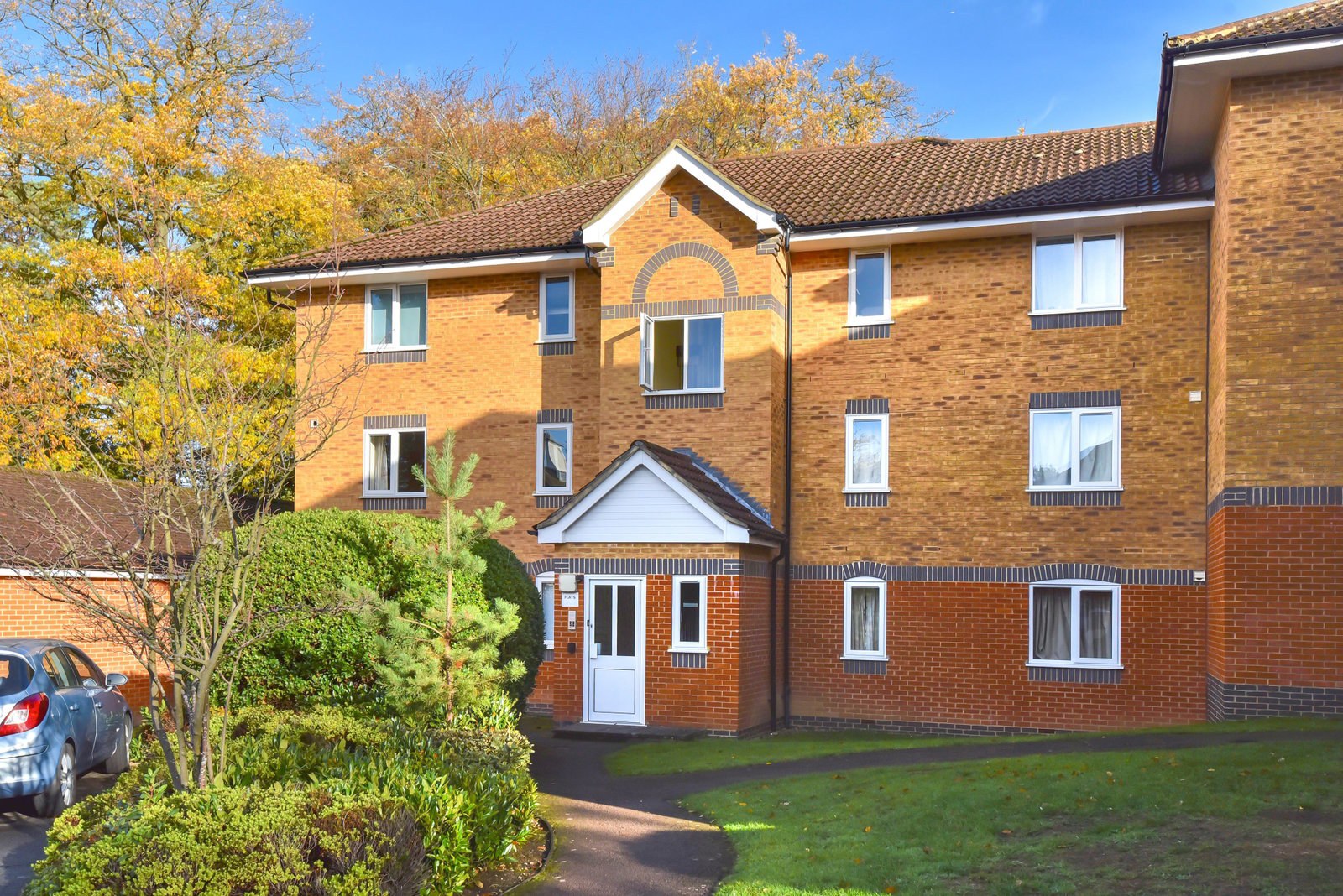 Masefield Gardens, Crowthorne, Berkshire